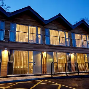 https://the-boathouse-riverside-rooms.hotelsin-chester.com